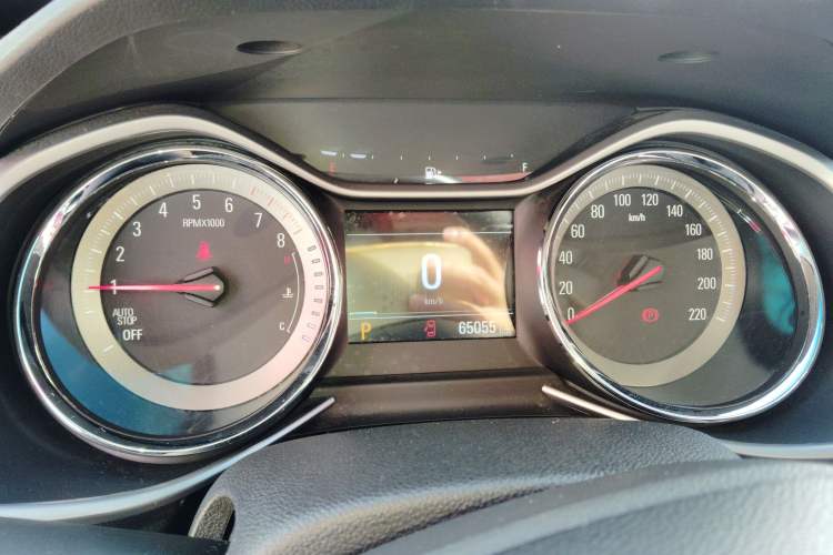 Used Chevrolet Orlando 2020 Light Hybrid Redline 530T Automatic Enjoyment Edition (5+2 Models)
