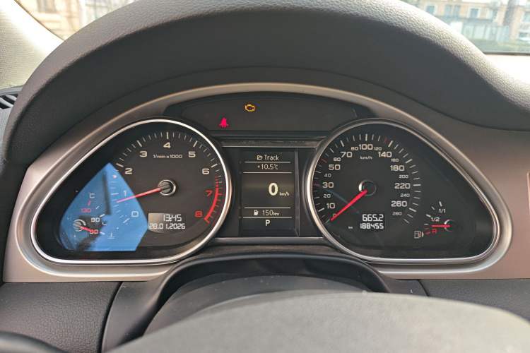 Used Audi Q7 2013 35 TFSI Ambition Edition Instrument Cluster