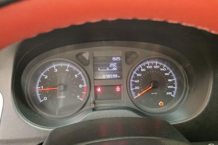 Used Peugeot 301 2018 1.6L Manual Comfort Edition
