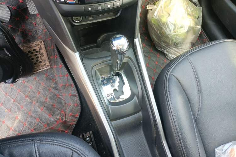 Used Peugeot 2008 2014 1.6L Automatic Fashion Edition