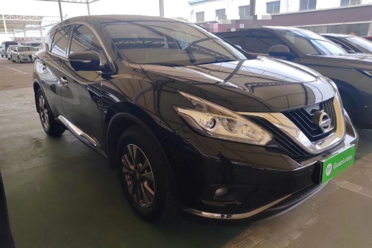 Used Nissan Murano 2021 2.5L XL Two-Wheel Drive Smart Connect Luxury Edition Front Right 45 Deg