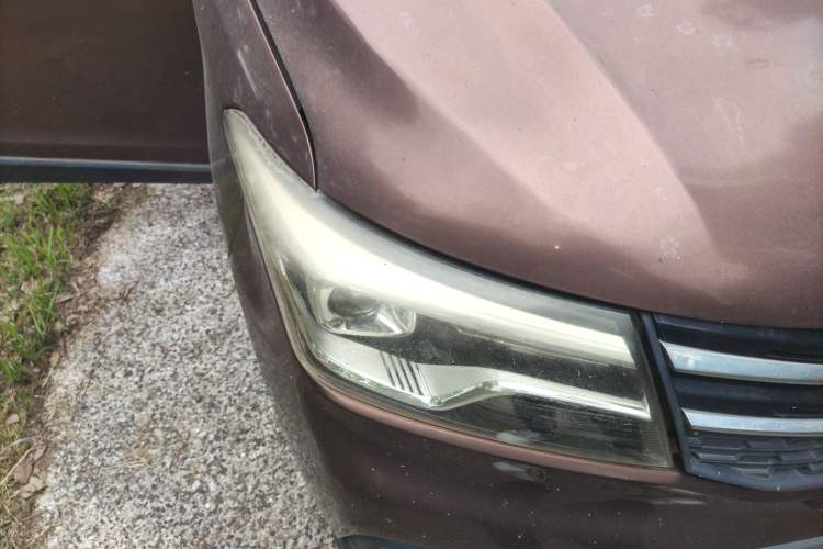 Used CHANGAN KAICHENG Ounuo S 2017 1.5L Ouno S Standard Edition EA15-AB Right Front Headlight