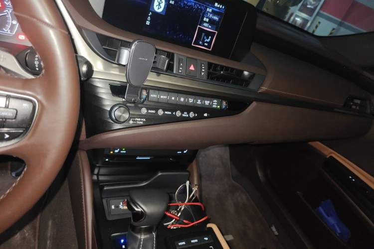 Used Lexus ES 2020 200 Excellence Edition
