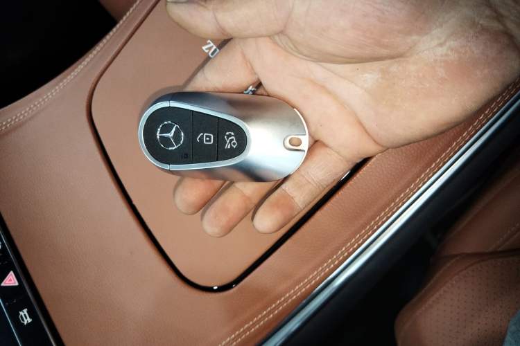 Used Mercedes-Benz GLC 2023 Refreshed GLC 300 L 4MATIC Dynamic Edition 5 Seats