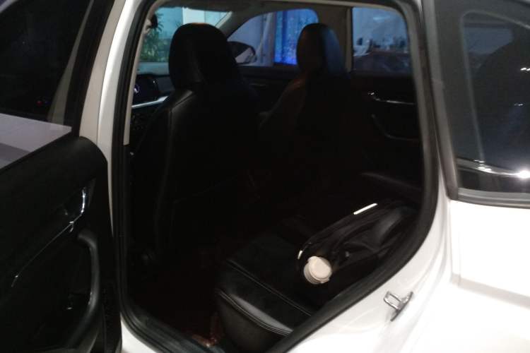 Used Skoda Kamiq 2021 1.5L Automatic Standard Edition Left Rear Seat