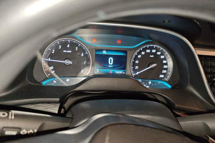 Used Buick GT 2015 15N Automatic Elite Version Instrument Cluster