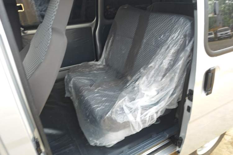 Used Wuling Zhiguang 2023 1.5L Practical Version 5/7 Seats