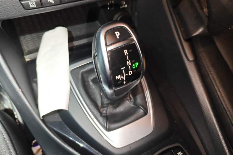 Used BMW X1 2015 sDrive18i Leading Edition Gear Lever