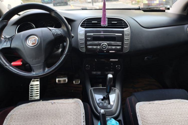 Used Fiat Bravo 2011 1.4T AMT Sport Edition Center Console