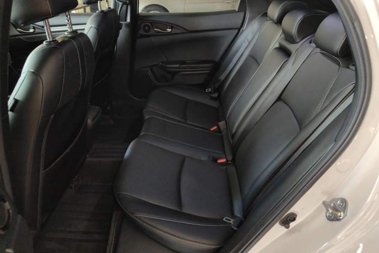 Used Honda Civic 2021 HATCHBACK 220TURBO CVT New Trendsetter