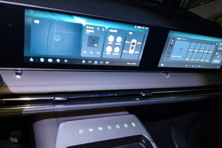 Used SAIC MAXUS G70 2024 2.0T Automatic Luxury Edition 7 Seats