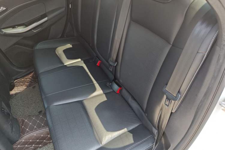 Used Ford Escort 2015 1.5L Automatic Fashion Model