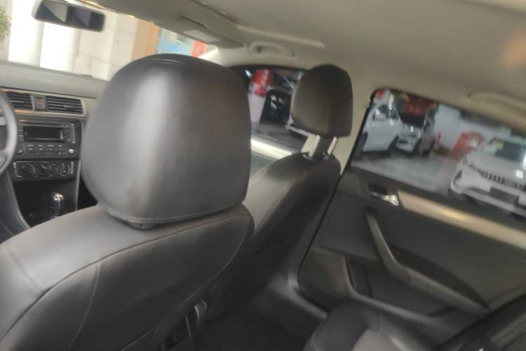 Used Volkswagen Santana 2015 1.6L Automatic Comfort Edition Headliner