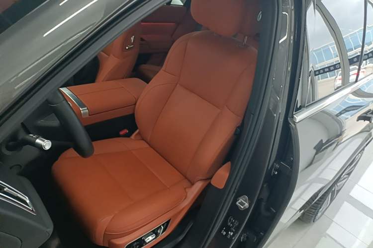 Used Li Auto L7 2024 Ultra Model
