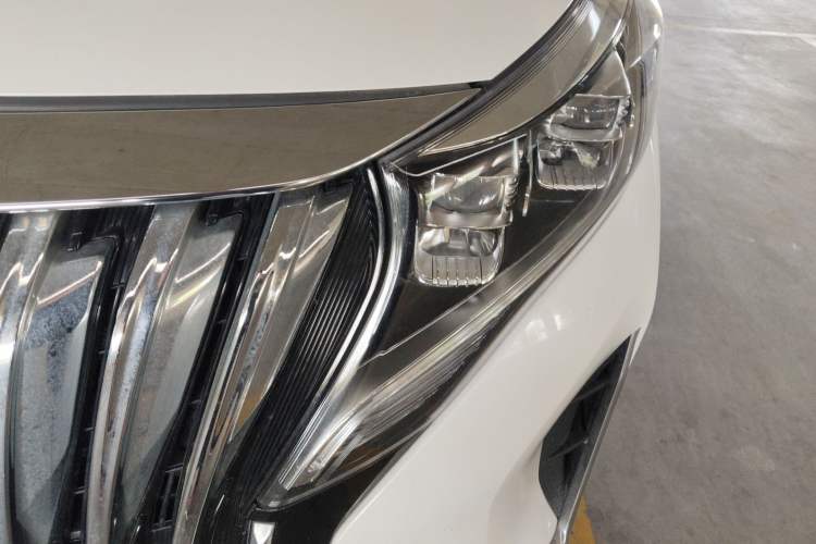 Used GAC Trumpchi M8 2021 Lingxiu Series 390T Deluxe Edition Left Front Headlight