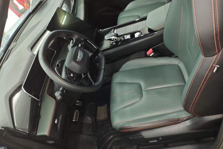 Used Geely Auto Emgrand X7 Sport 2024 1.5TD Prestige Edition