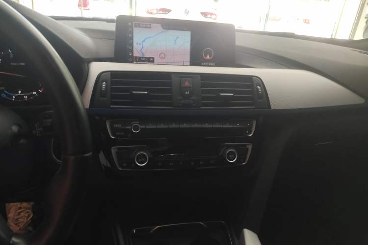 Used BMW 4 Series 2019 425i Gran Coupe M Sport Package Audio And AC Panel