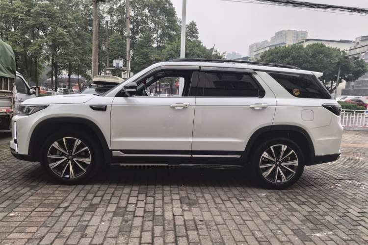 Used Changan CS95 2023 2.0T All-Wheel Drive Premium PLUS