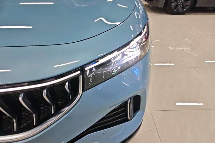 Used VOYAH FREE 2021 Two-Wheel Drive Standard Pure Electric City Edition