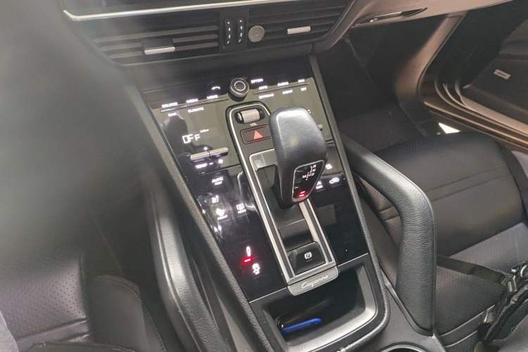 Used Porsche Cayenne 2019 Cayenne Coupé 3.0T
