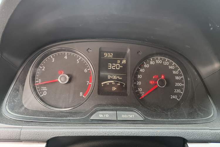 Used Volkswagen Lavida 2018 Classic 1.5L Manual Fashion Edition China VI Standard