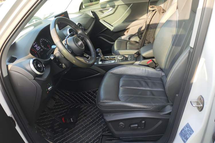 Used Audi Q2L 2022 35 TFSI Fashionable and Elegant Model
