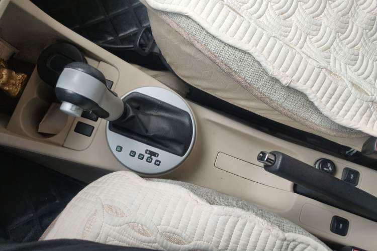 Used Skoda Fabia 2011 1.6L Automatic Crystal Edition