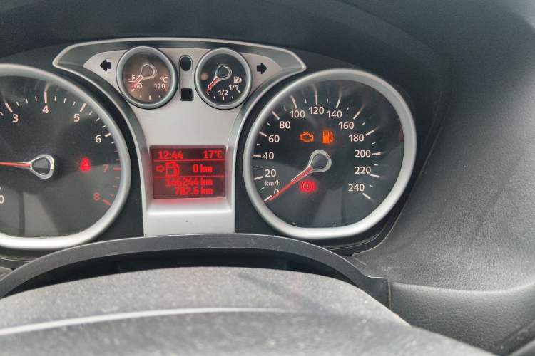 Used Ford Focus 2012 Hatchback Classic 1.8L Manual Base Model Odometer Close Up