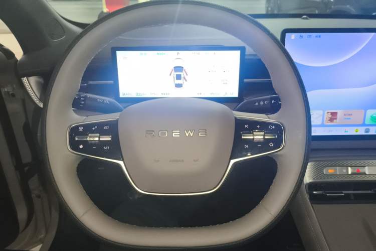 Used Roewe M7 DMH 2025 Model 160km Premium Version