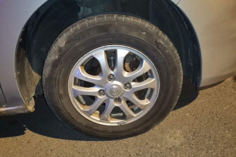 Used GAC Gonow Starry 2013 1.5L Seven-Seater Luxury Model