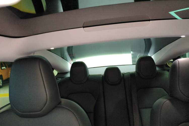 Used Tesla Model 3 2023 Rear-Wheel-Drive Version
