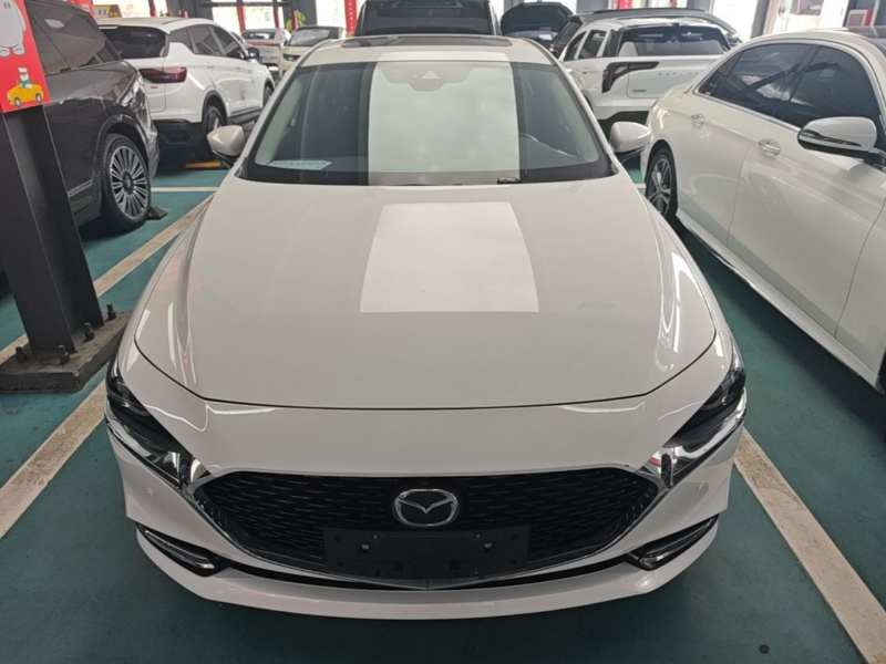 Used Mazda 3 Axela 2023 2.0L Automatic ZhiZhen Edition — 2