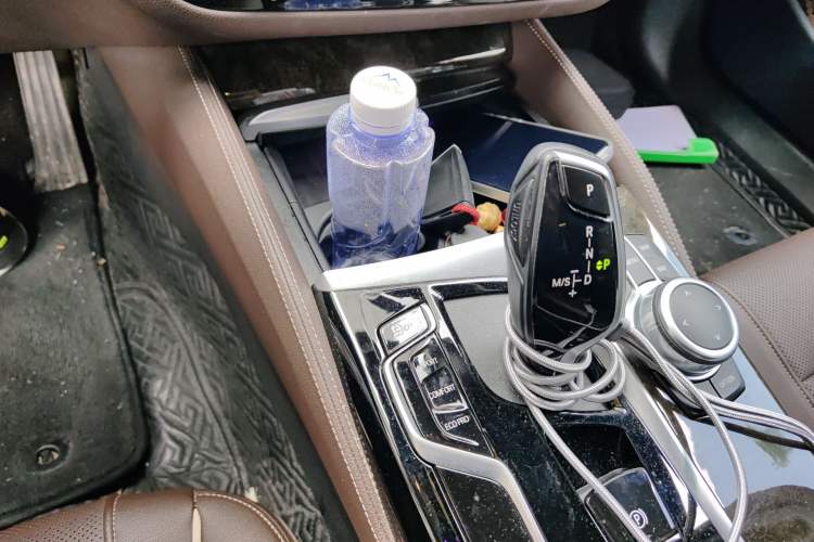 Used BMW 5 Series 2022 Restyled 525Li M Sport Package
