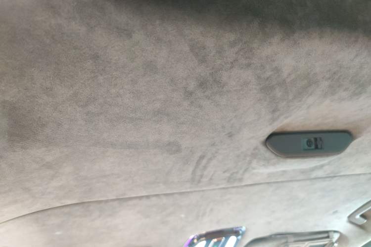 Used Geely Galaxy LEVC L380 2024 140-Degree 8-Seater Four-Wheel Drive Max
