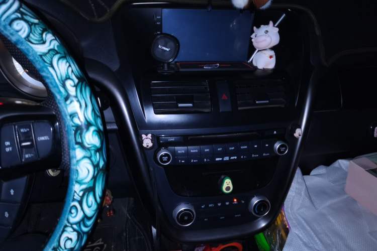 Used Bestune X80 2016 2.0L automatic Comfort trim level