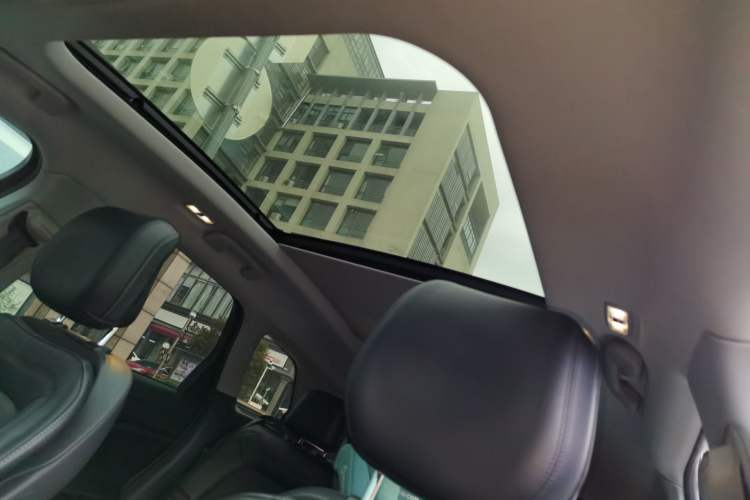 Used Lincoln Corsair 2021 2.0T Two-Wheel Drive Deluxe Edition Headliner