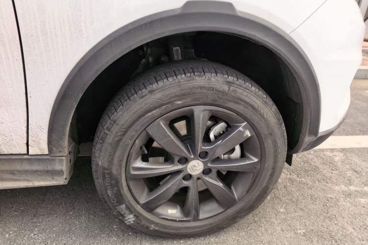 Used BYD Yuan New Energy 2019 EV360 Smart Connect Enjoyment Model
