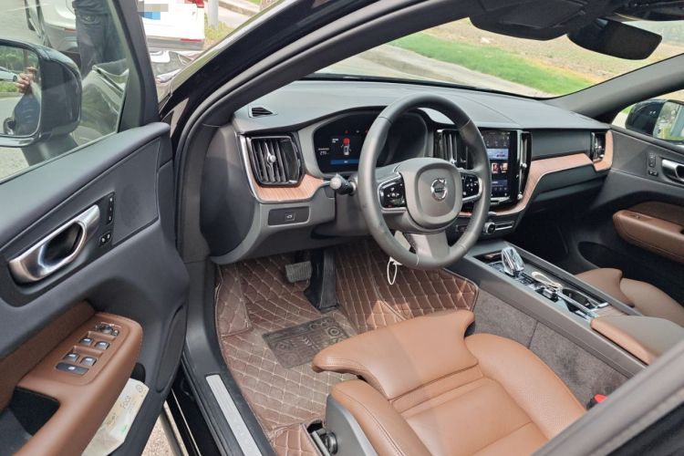 Used Volvo XC60 2025 B5 Four-Wheel Drive Smart & Advanced Luxury Edition Driver Seat