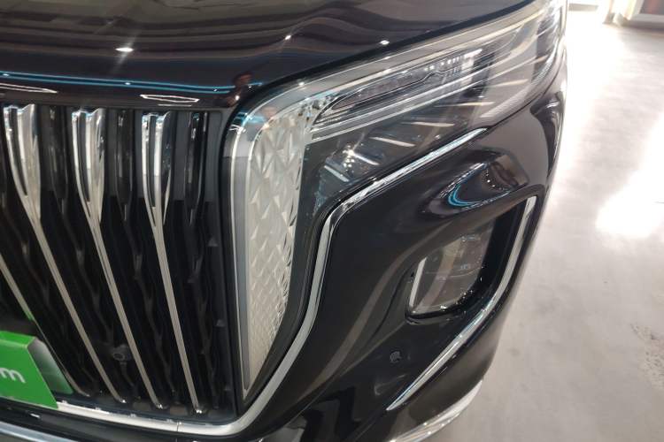 Used Hongqi HQ9 PHEV 2024 2.0T Four-Wheel Drive Business Edition
