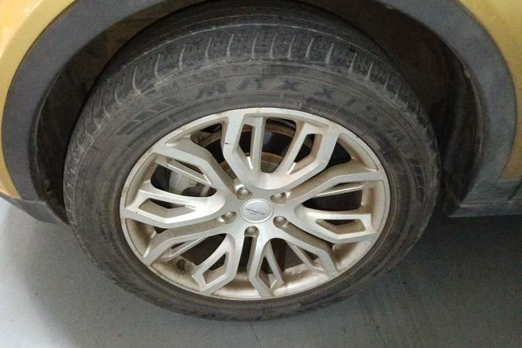 Used Land X7 2015 2.0T Panoramic Prestige Edition