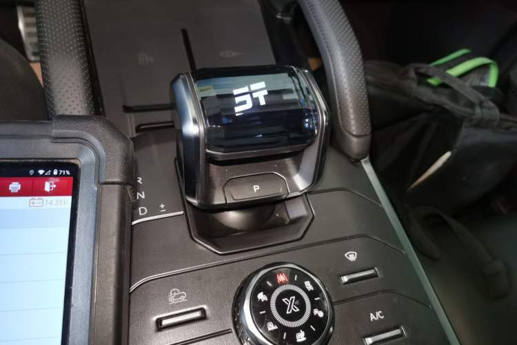 Used JETOUR Traveler 2023 2.0T All-Wheel Drive Conquer PRO Gear Lever