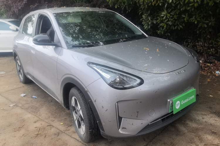 Used Geely Galaxy Geome 2025 UP 410km Exploration Edition Front Right 45 Deg