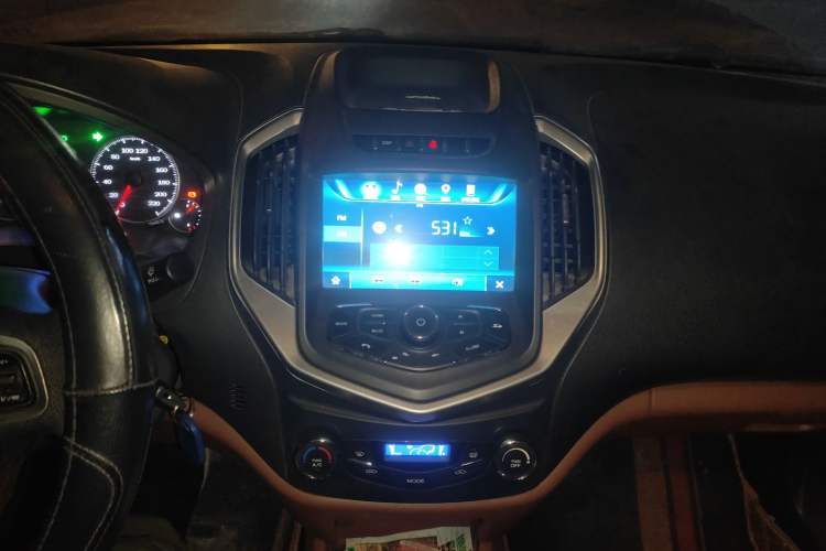 Used Geely Auto Diamond 2016 1.5L Manual Elite Edition
