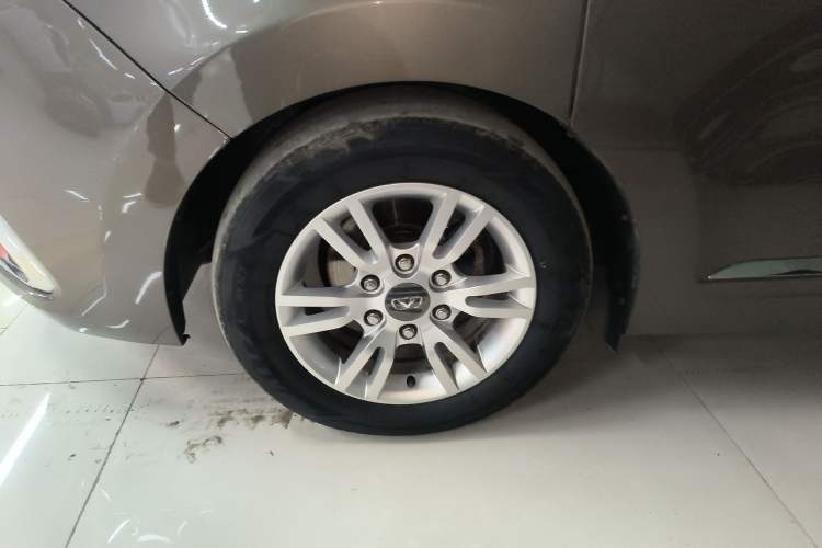 Used Huasong 7 2017 2.0T Automatic Standard Edition