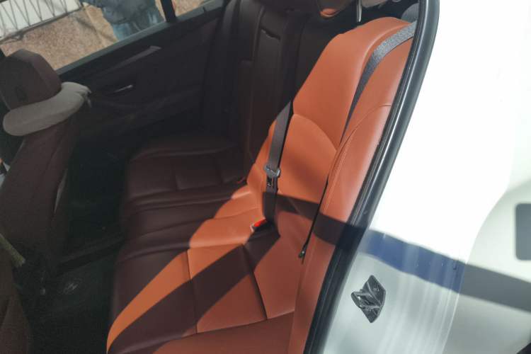 Used BMW 5 Series 2014 525Li Leading Model
