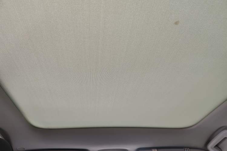 Used Volvo V40 2015 1.6T Zhiyi Edition
