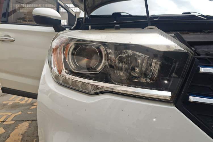 Used GAC Trumpchi GS4 New Energy 2017 1.5L PHEV Smart Enjoyment Edition Right Front Headlight