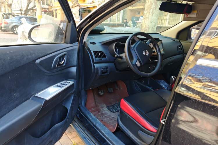 Used Dongfeng Aeolus AX3 2016 1.5L Manual Shangkue Model
