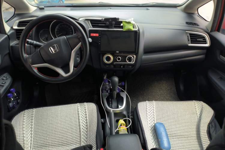 Used Honda Fit 2014 1.5L SE CVT Fashion Model