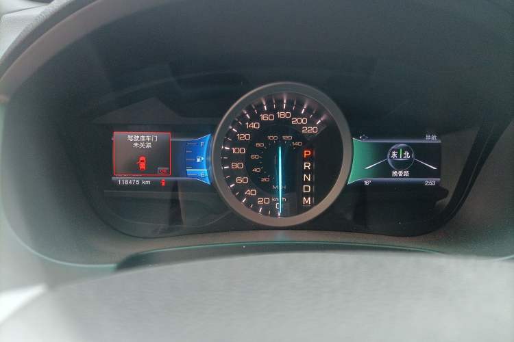 Used Ford Explorer 2013 3.5L Deluxe Model
